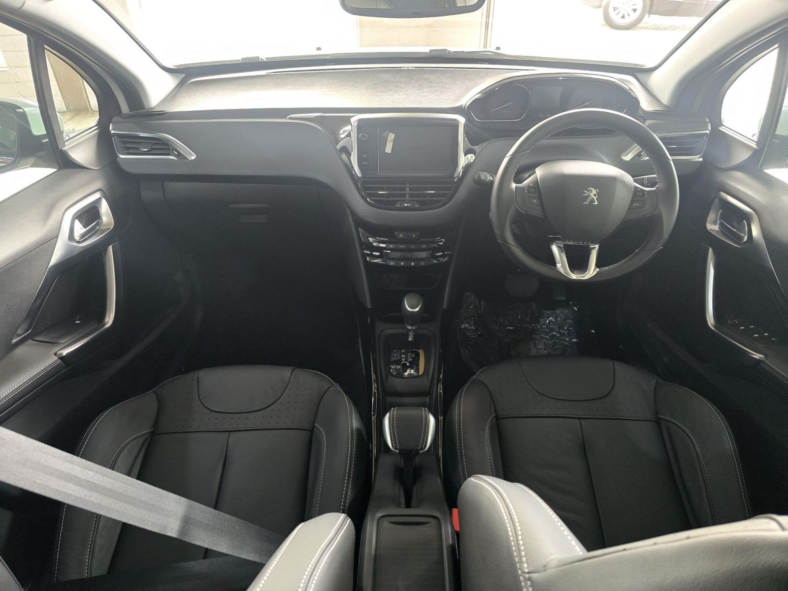 2020 Peugeot 2008 photo 5