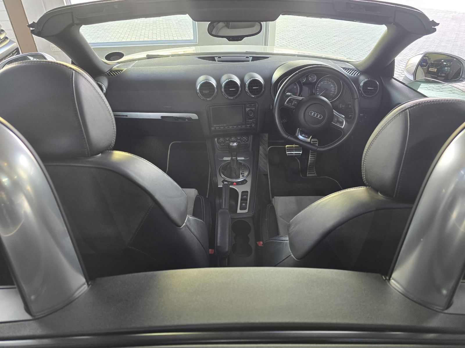 2009 Audi TTS photo 6