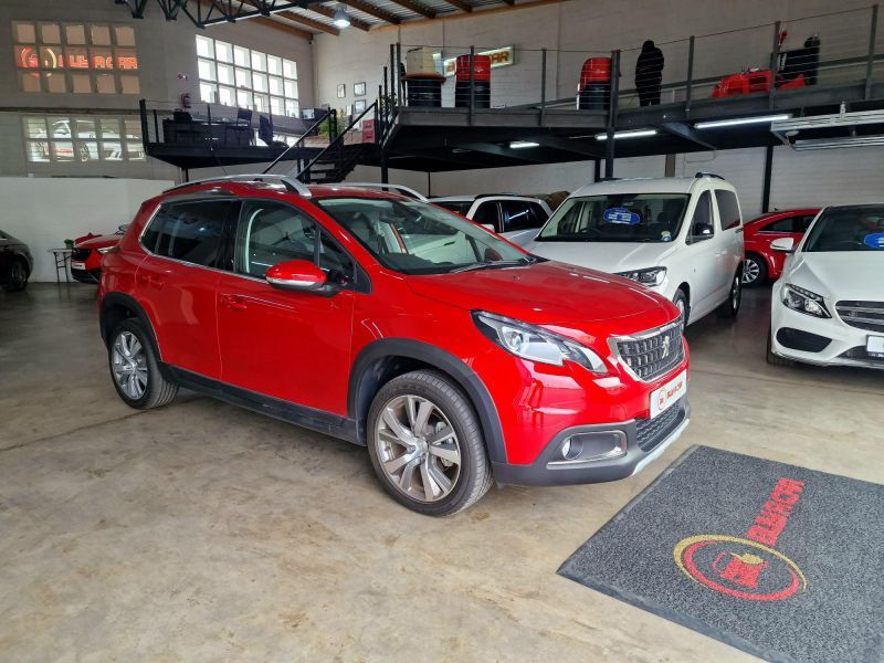 2020 Peugeot 2008 photo 1