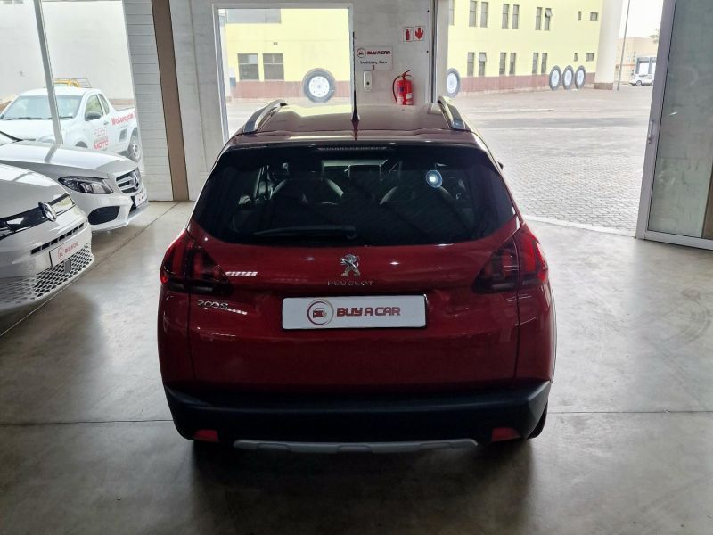 2020 Peugeot 2008 photo 4