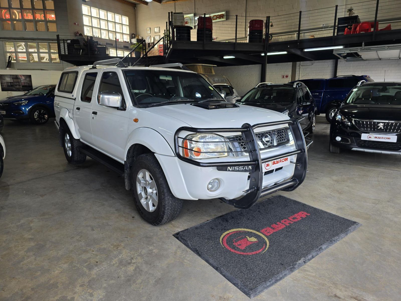 2017 Nissan Hardbody photo 1