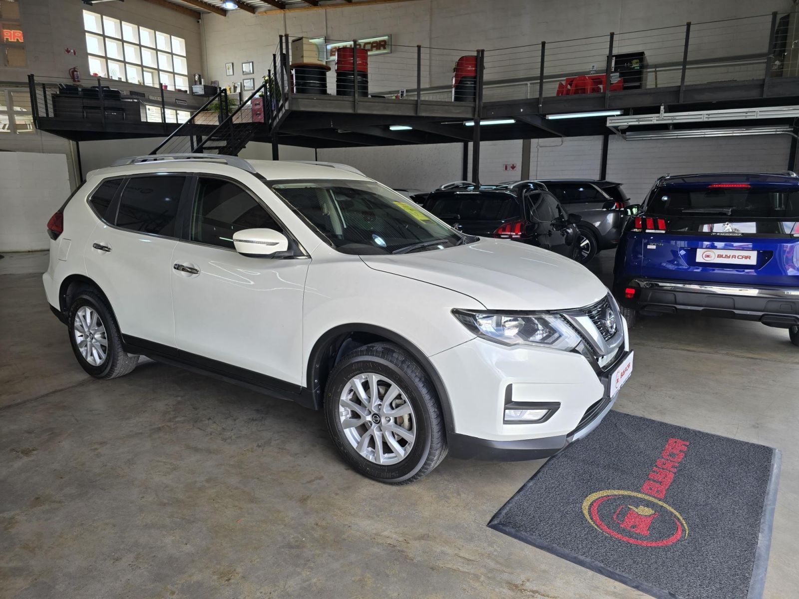2020 Nissan X-trail photo 1
