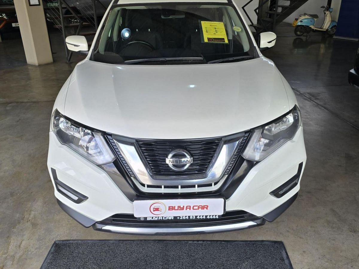 2020 Nissan X-trail photo 2