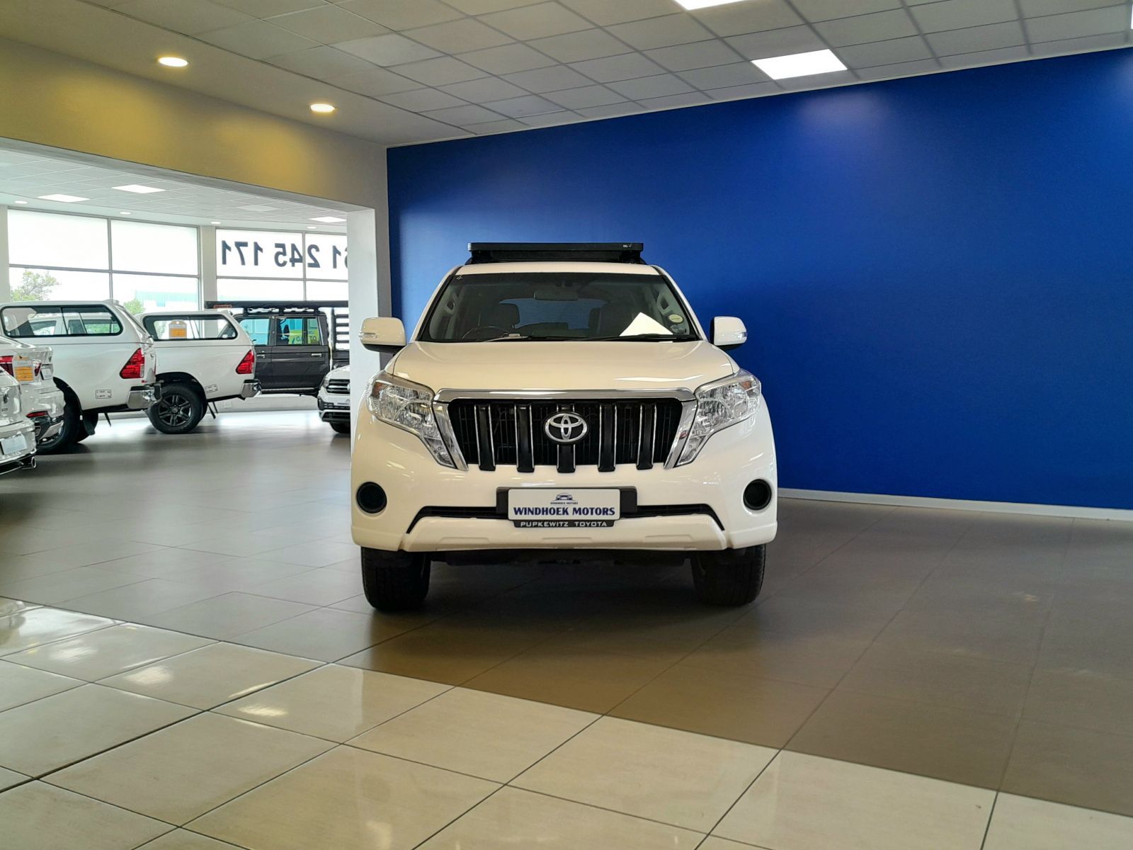 2016 Toyota Prado photo 5
