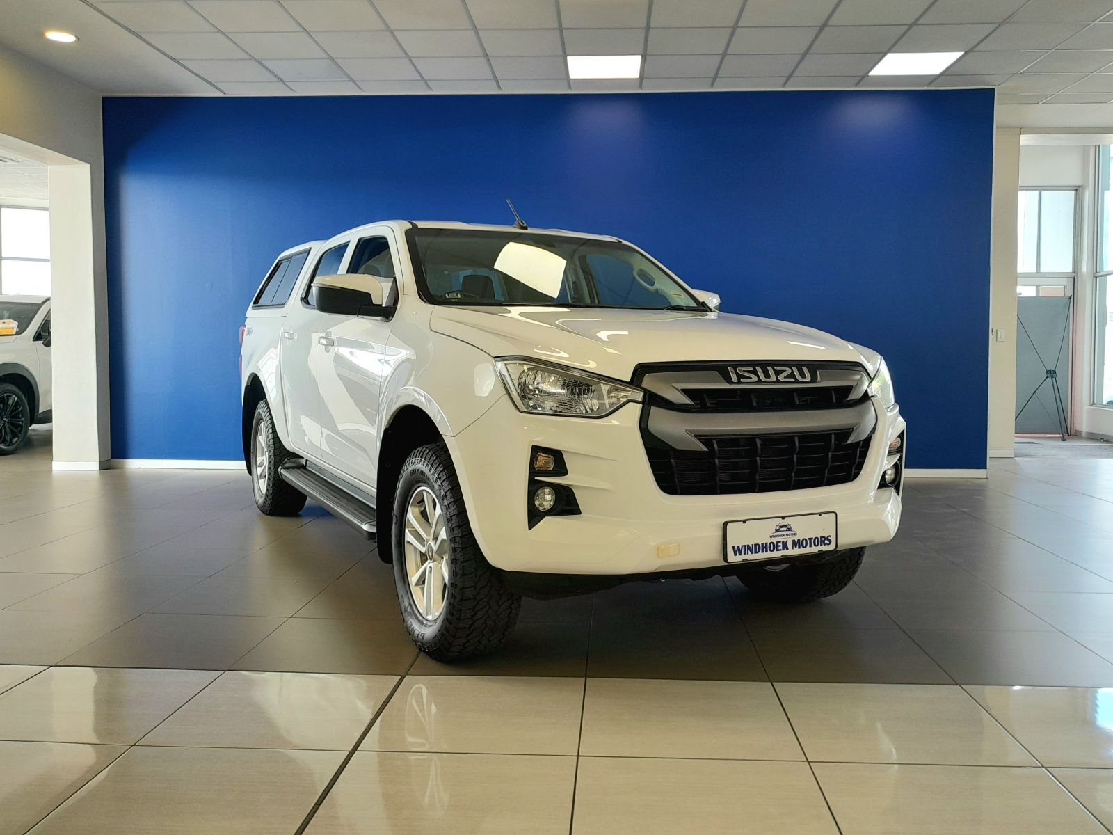 2023 Isuzu D-MAX photo 1