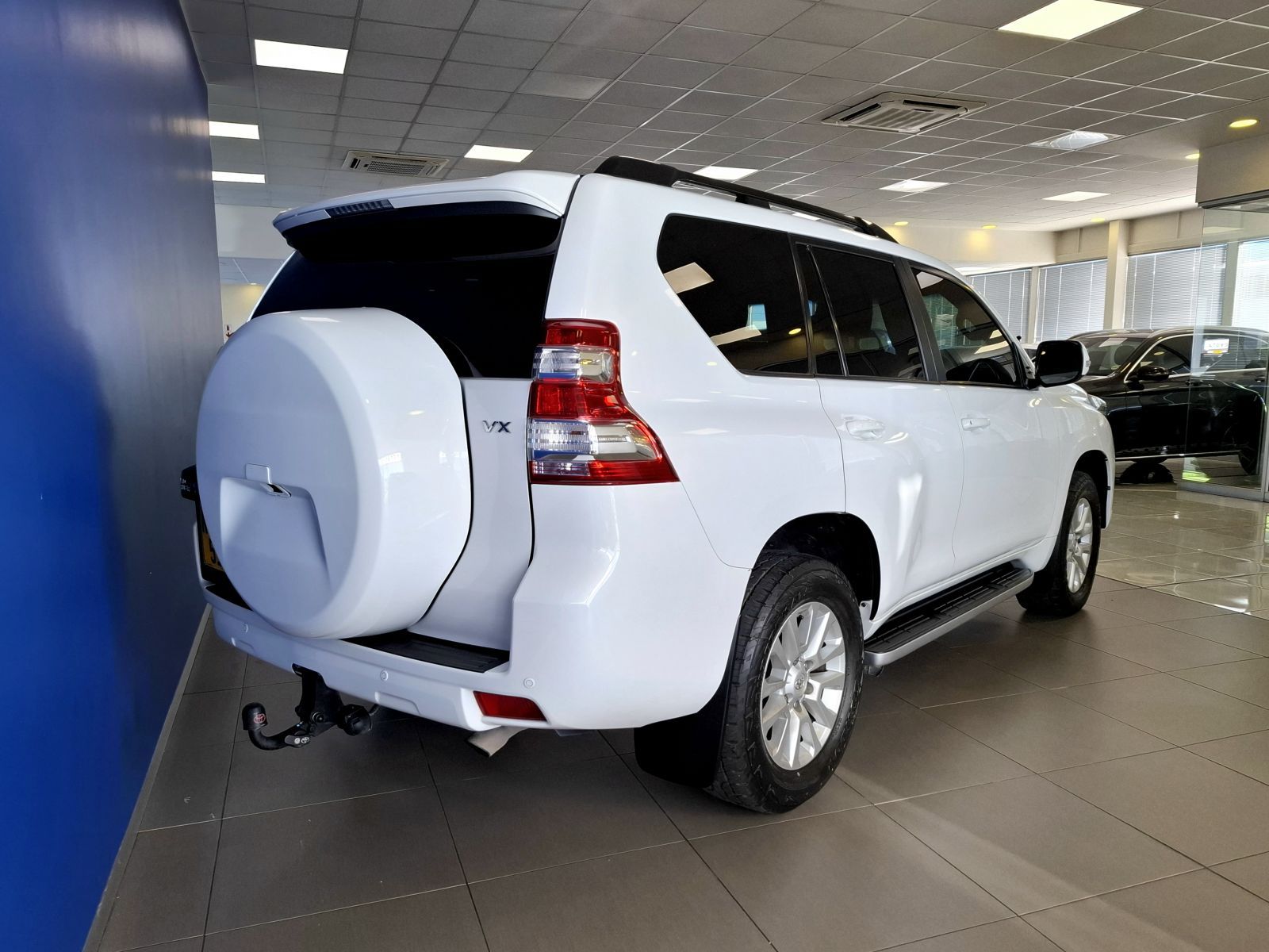2015 Toyota Prado photo 4