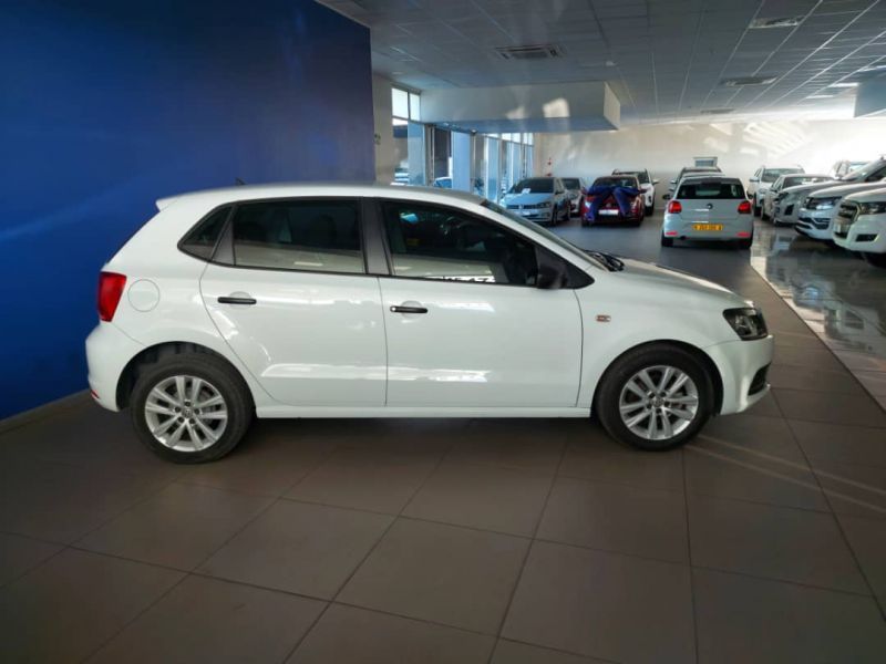 2019 Volkswagen Polo Vivo photo 3