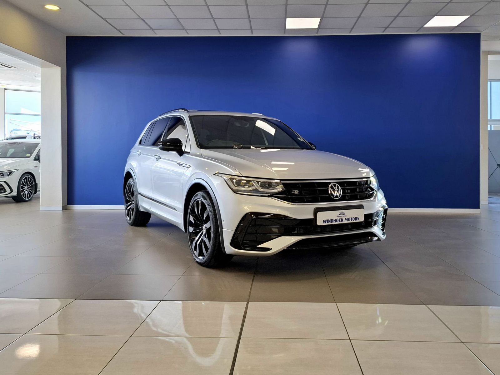 2022 Volkswagen Tiguan photo 1