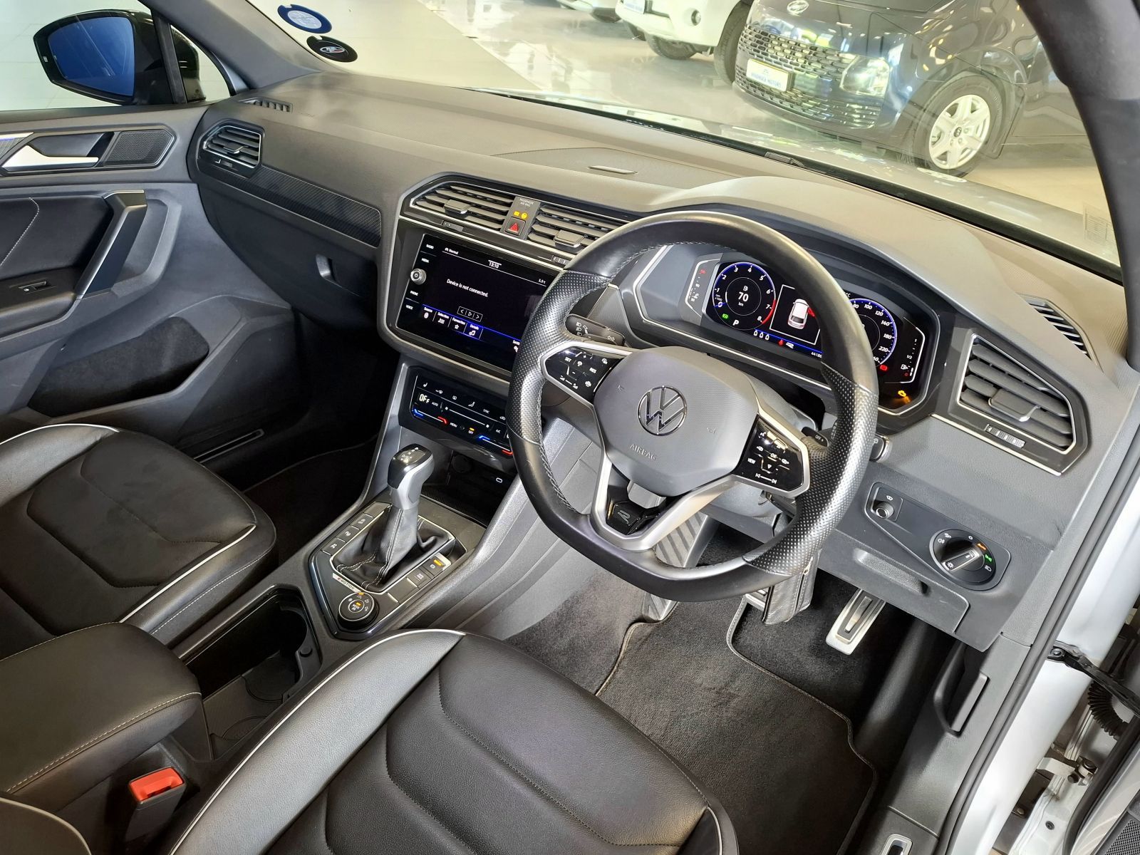 2022 Volkswagen Tiguan photo 6
