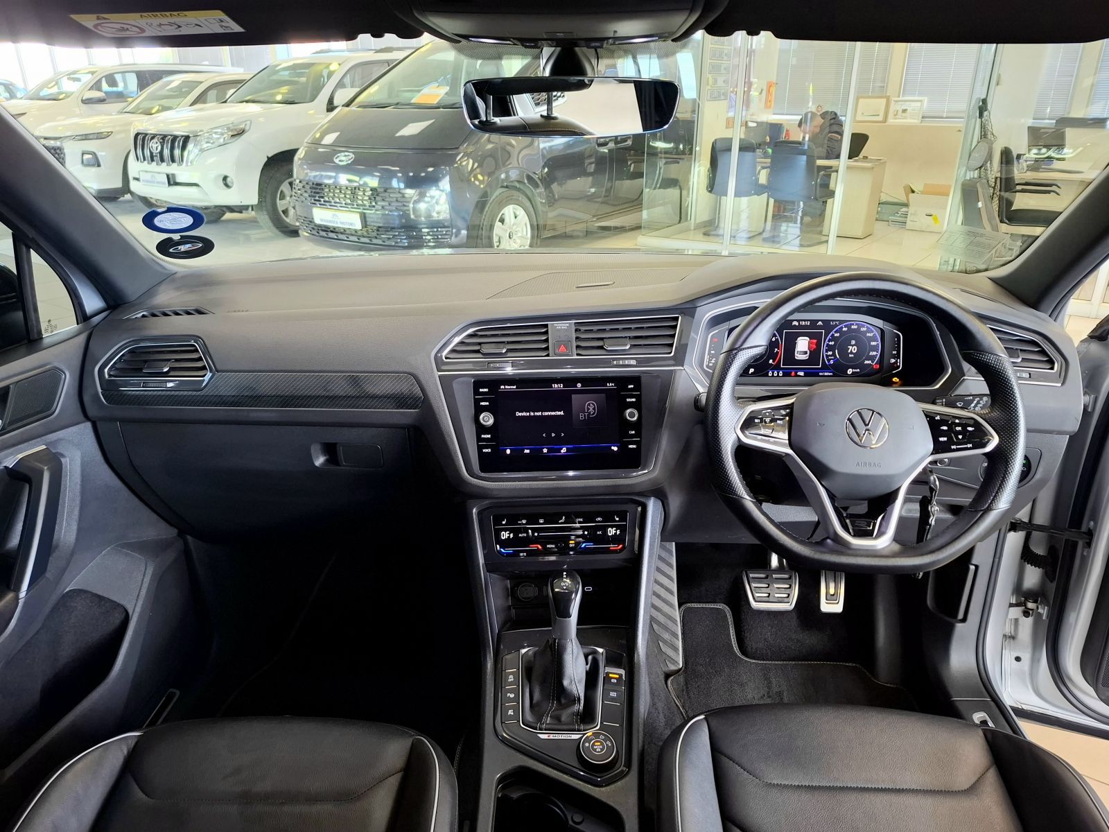 2022 Volkswagen Tiguan photo 7