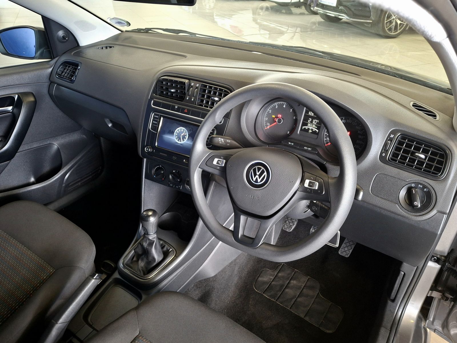 2024 Volkswagen Polo Vivo photo 6