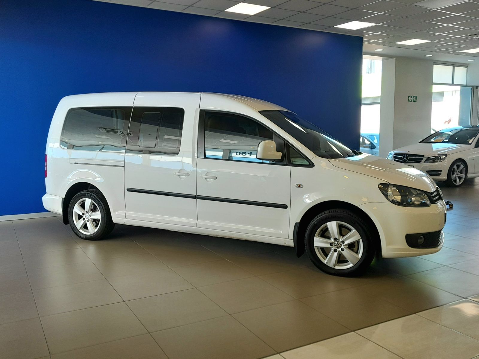 2015 Volkswagen Caddy photo 3