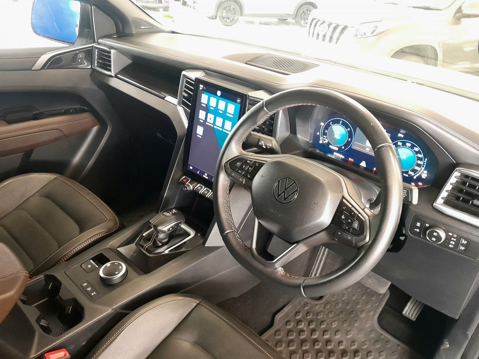2024 Volkswagen Amarok photo 6