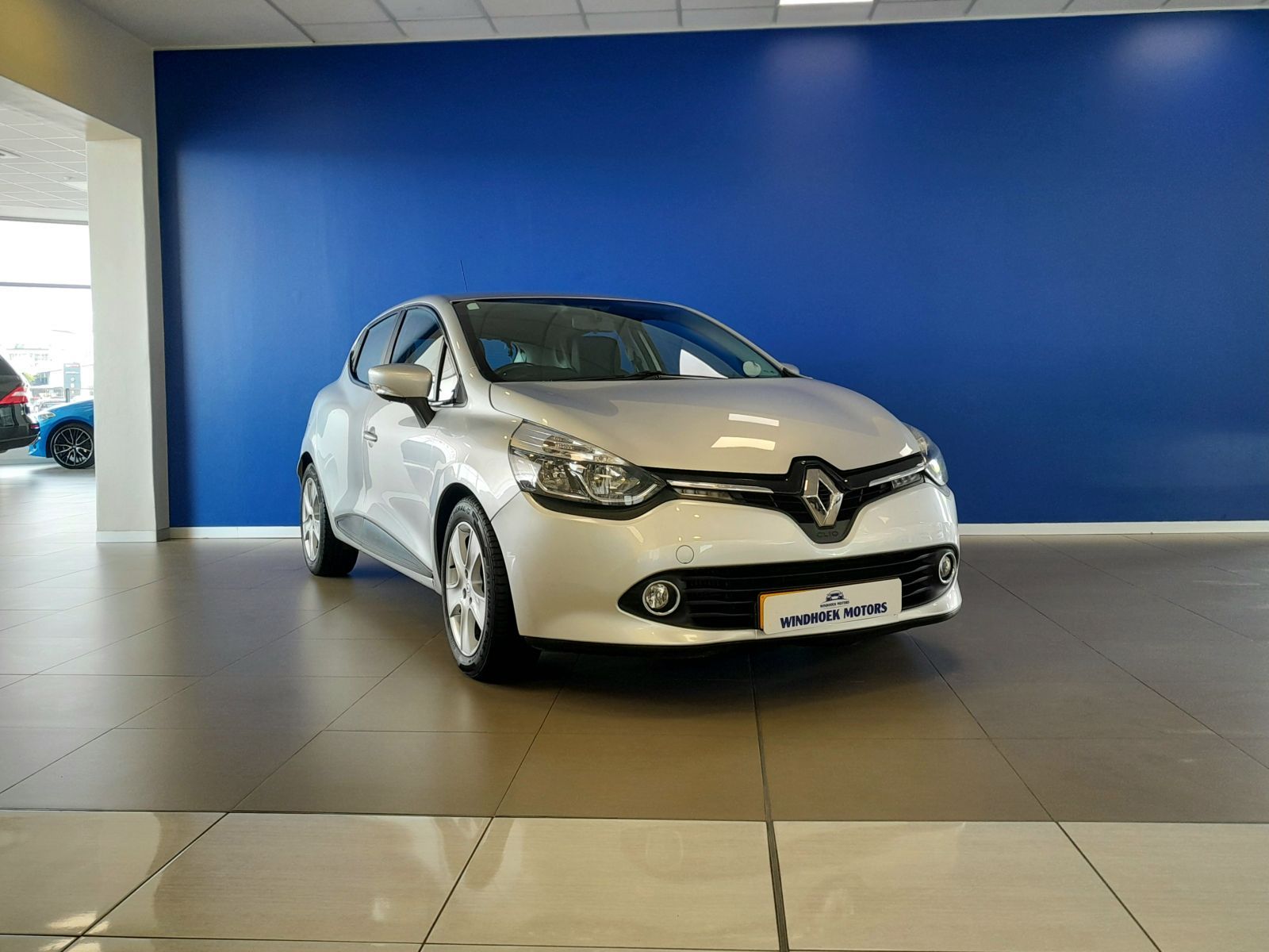 2015 Renault Clio photo 1