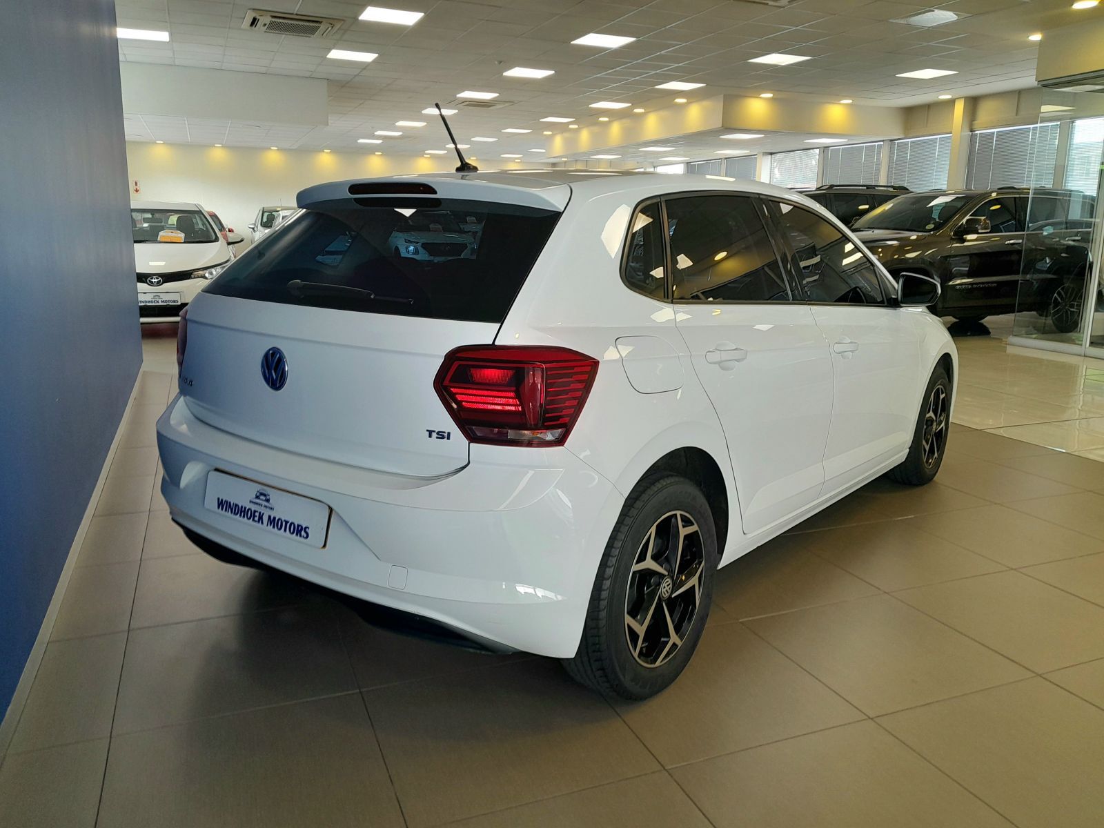 2020 Volkswagen Polo photo 4