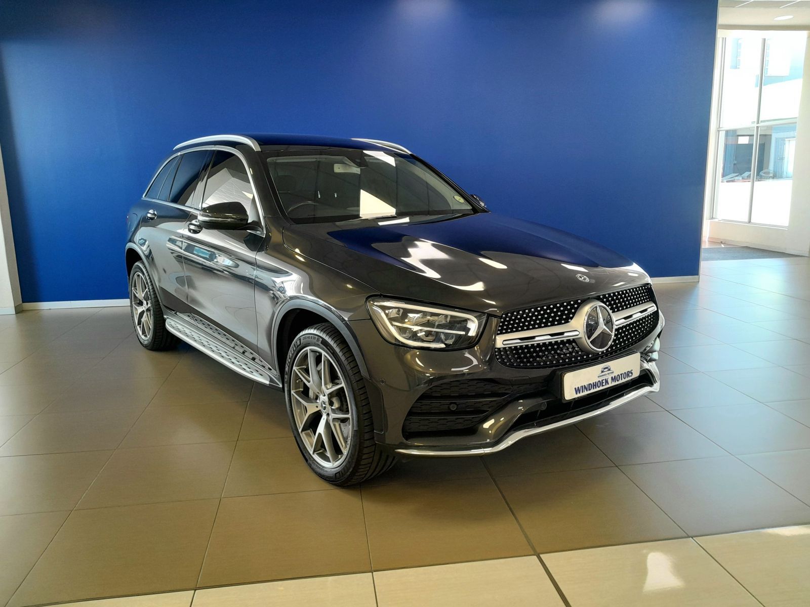 2020 Mercedes-Benz GLC photo 2