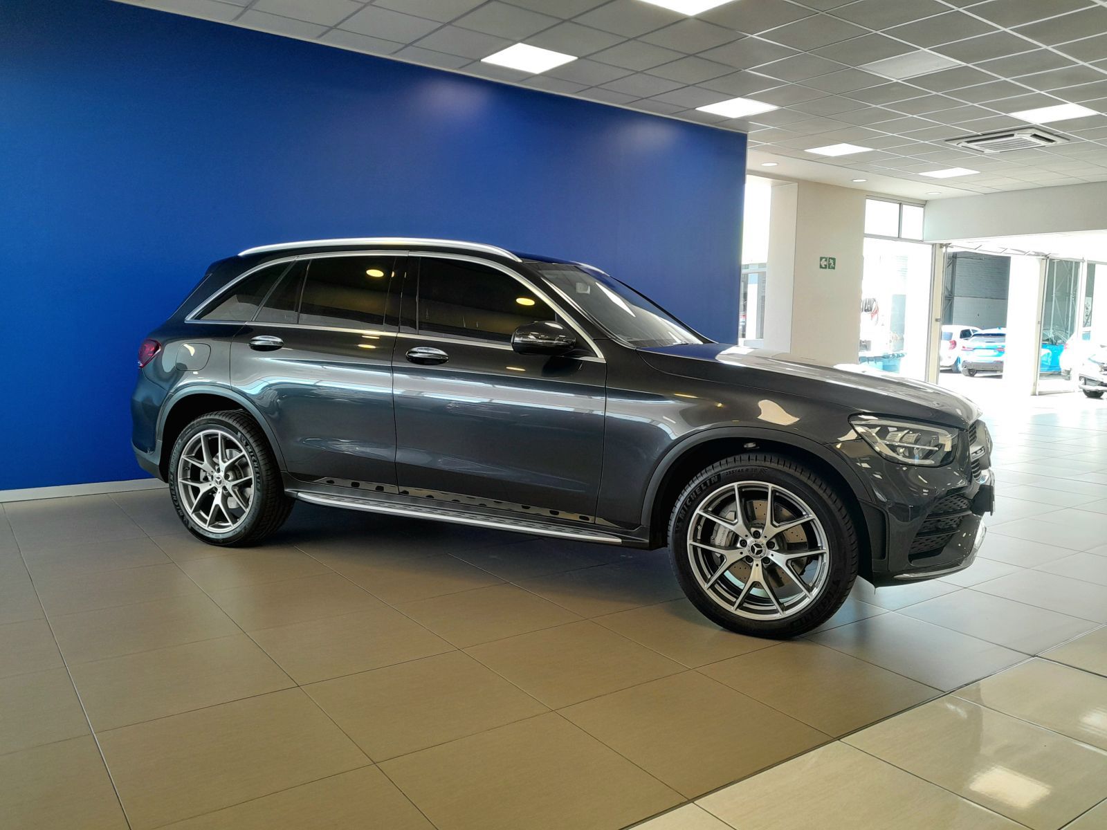 2020 Mercedes-Benz GLC photo 3