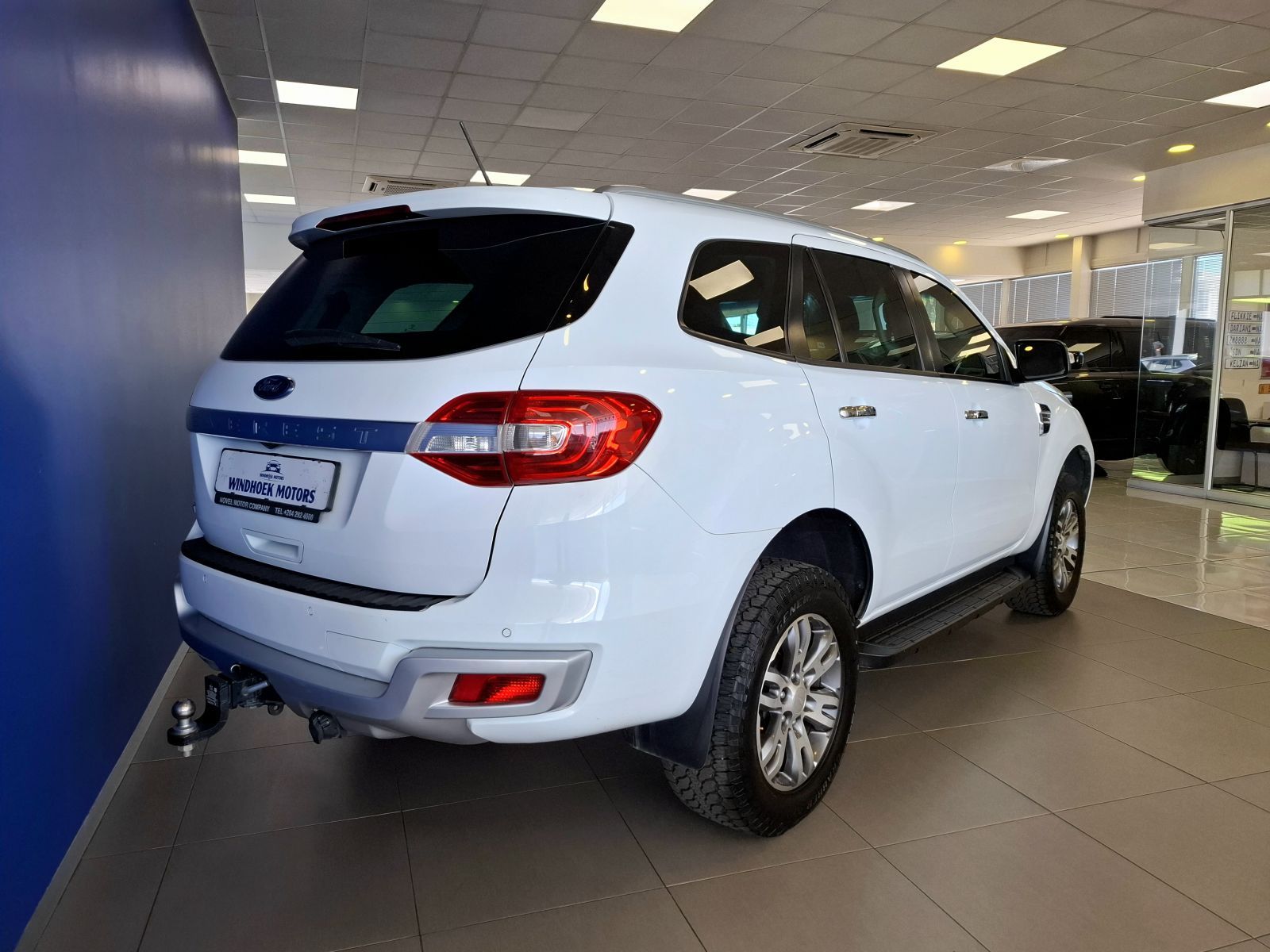2020 Ford Everest photo 4