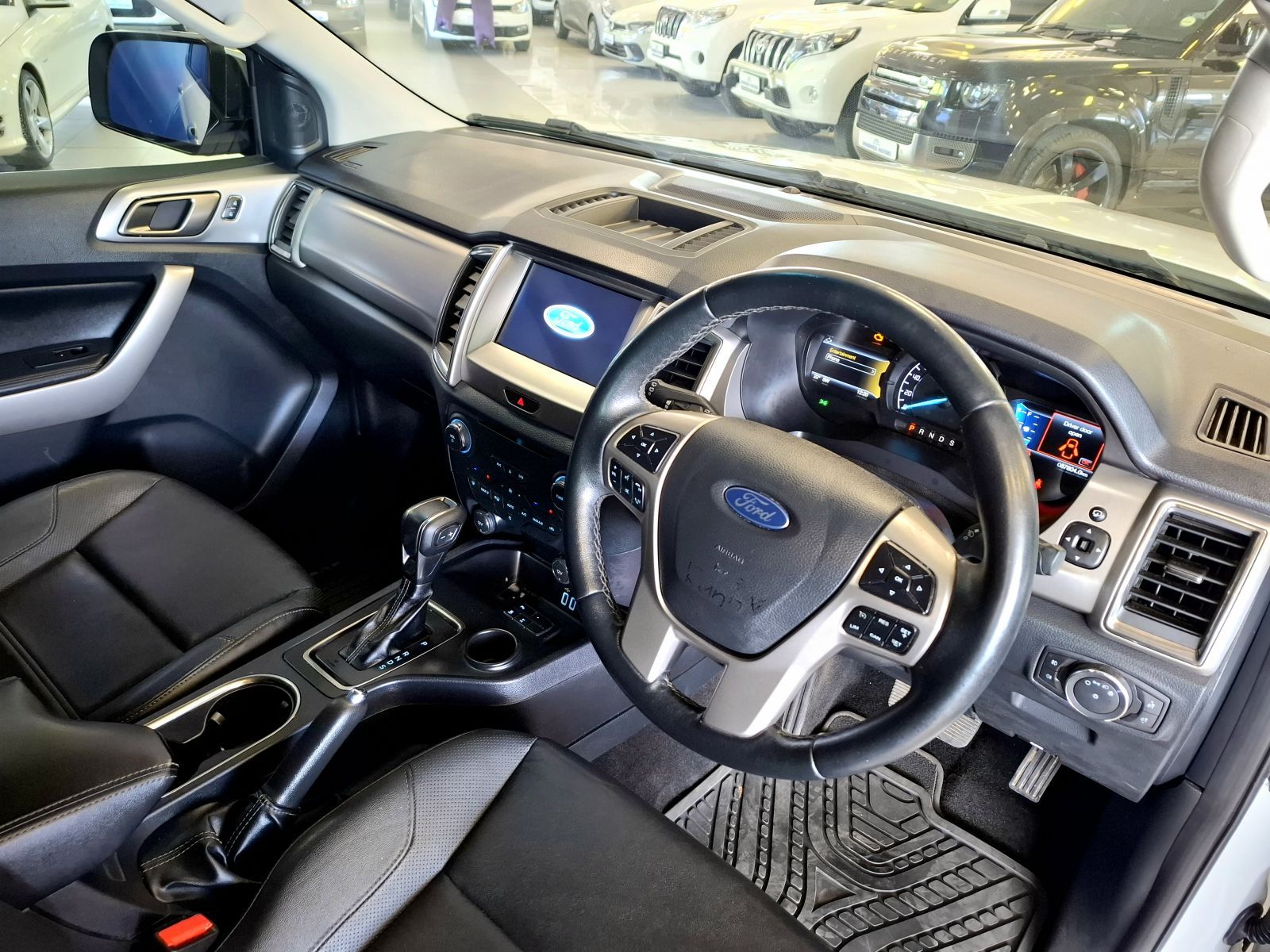 2020 Ford Everest photo 6