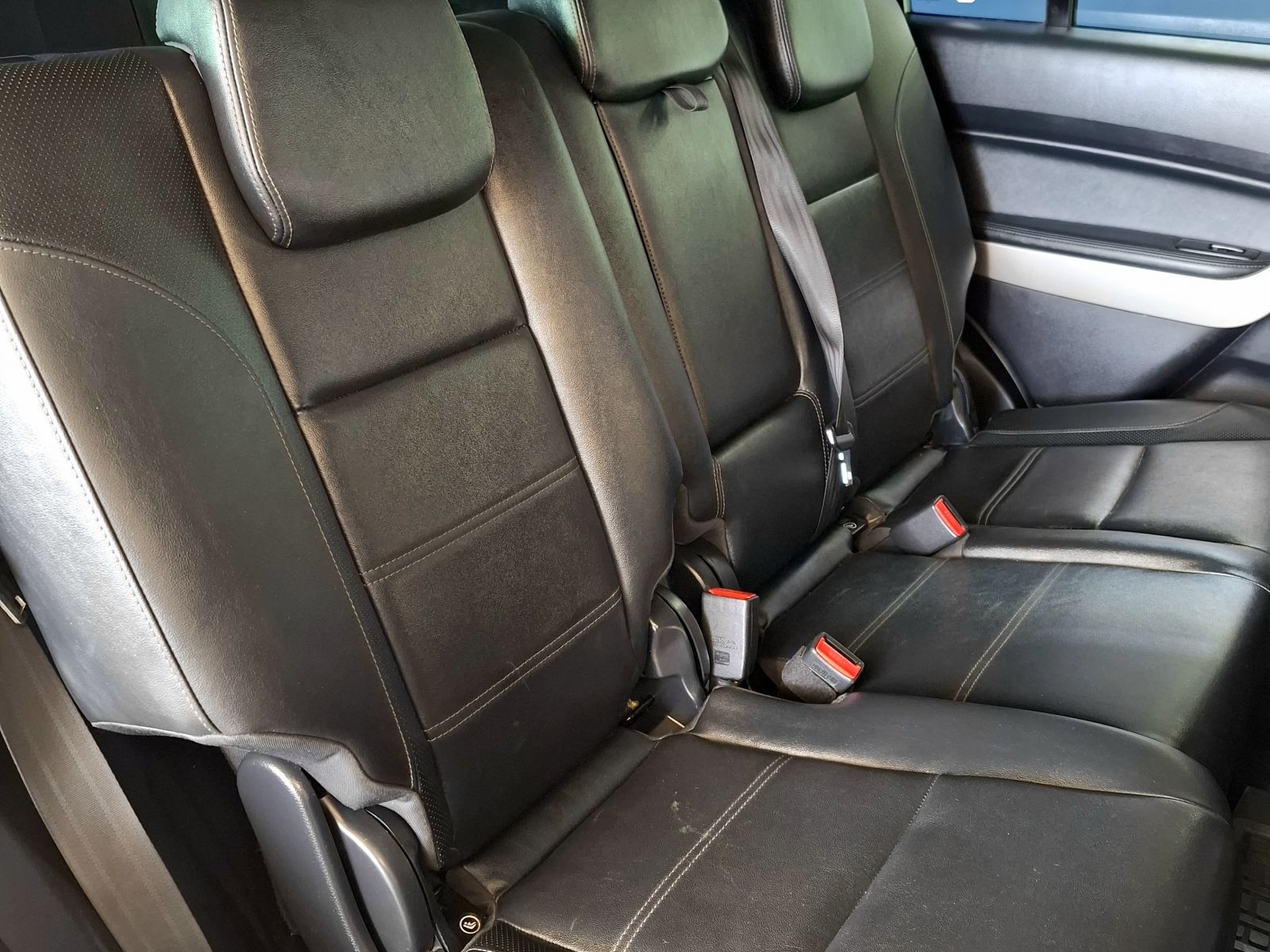 2020 Ford Everest photo 8