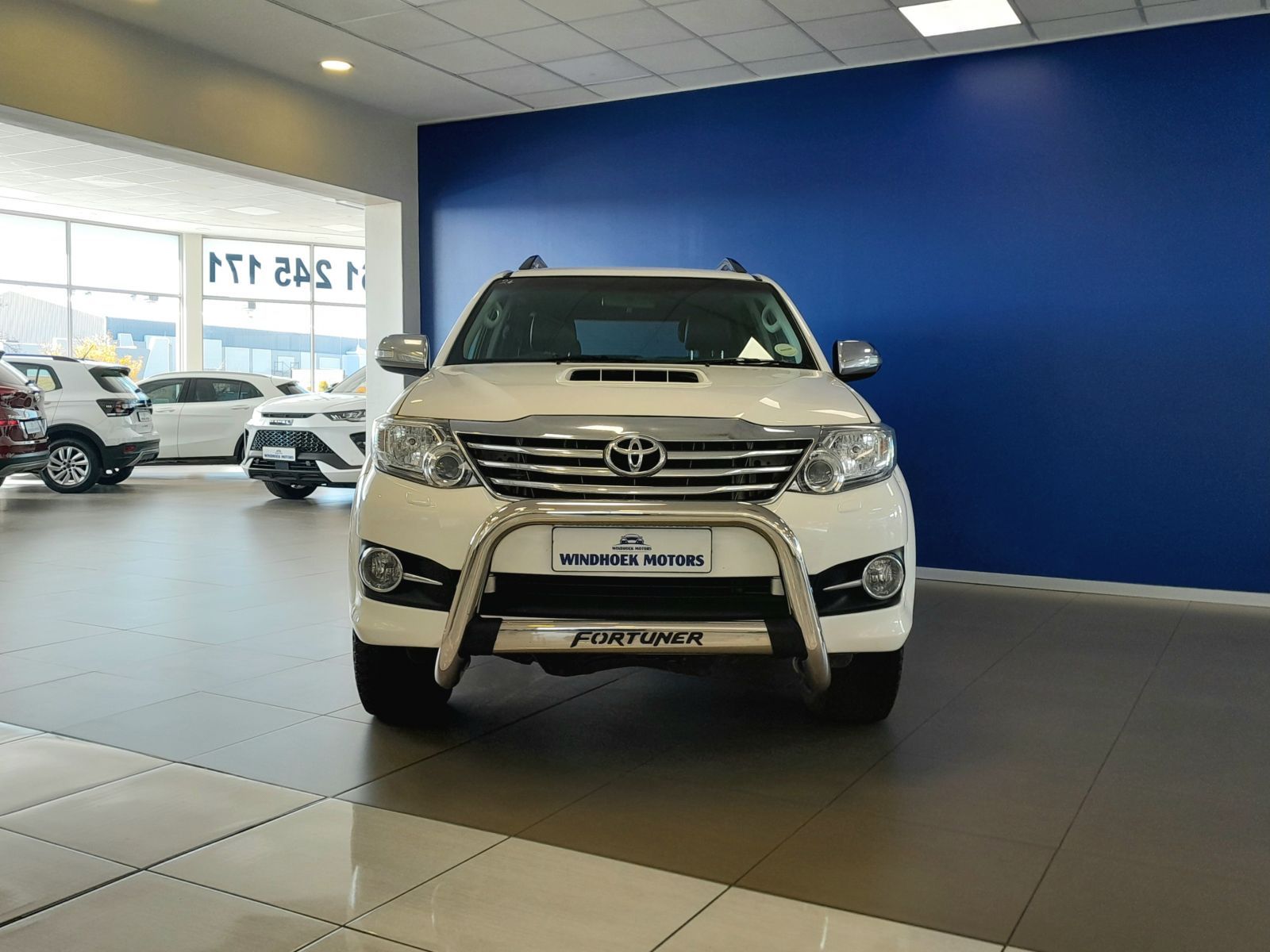 2015 Toyota Fortuner photo 5