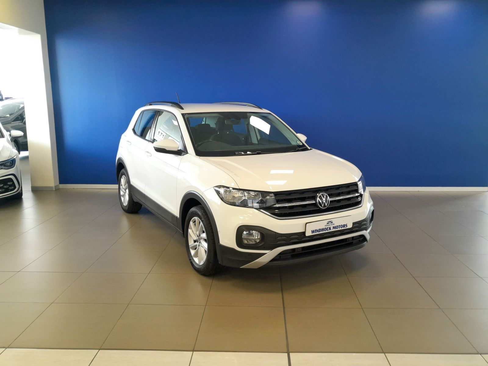 2021 Volkswagen T-Cross photo 2