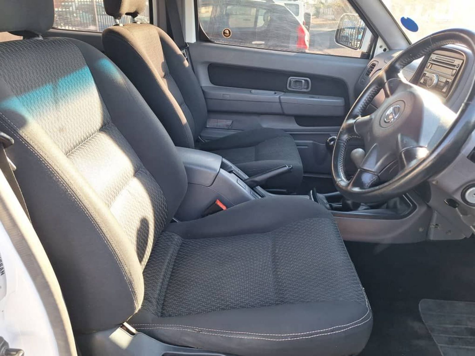 2018 Nissan NP300 photo 11
