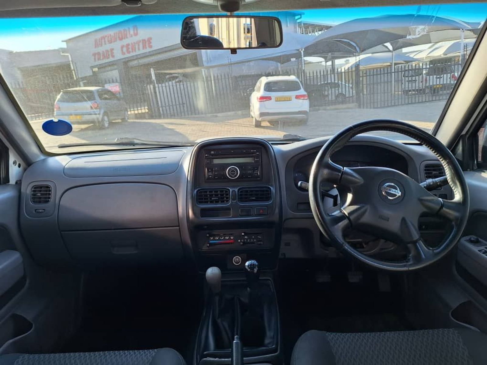2018 Nissan NP300 photo 12
