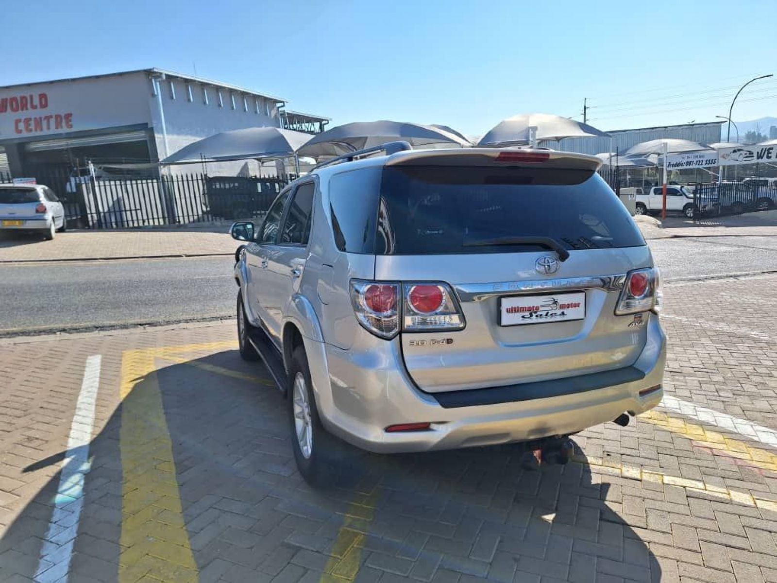 2014 Toyota Fortuner photo 5