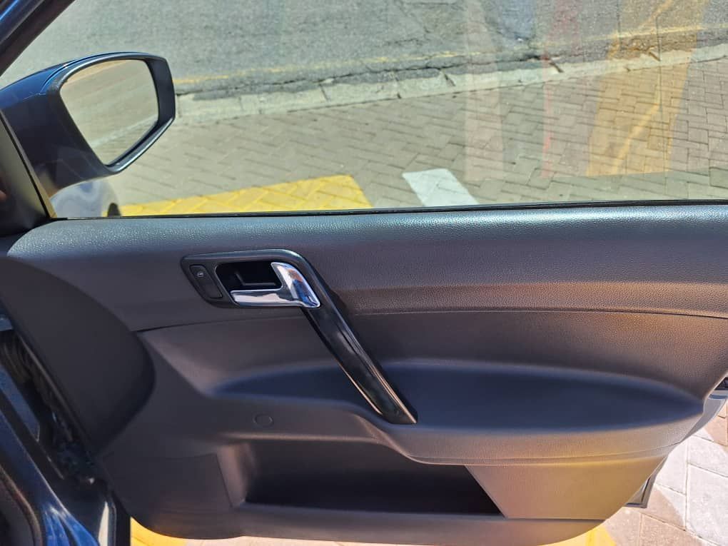 2017 Volkswagen Polo Vivo photo 8