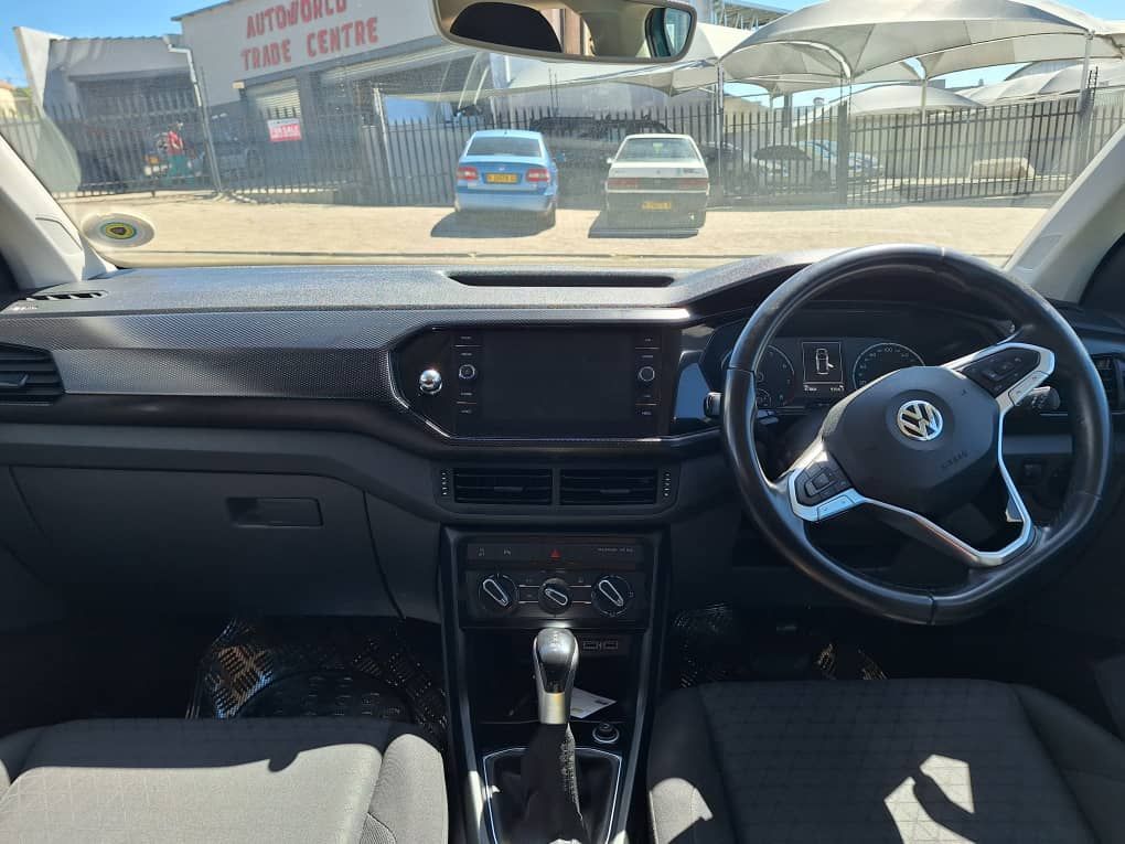 2019 Volkswagen T-Cross photo 10