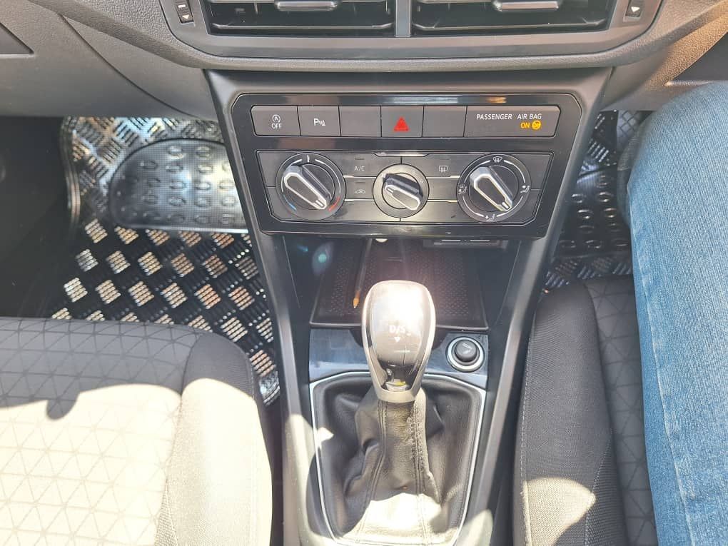 2019 Volkswagen T-Cross photo 14