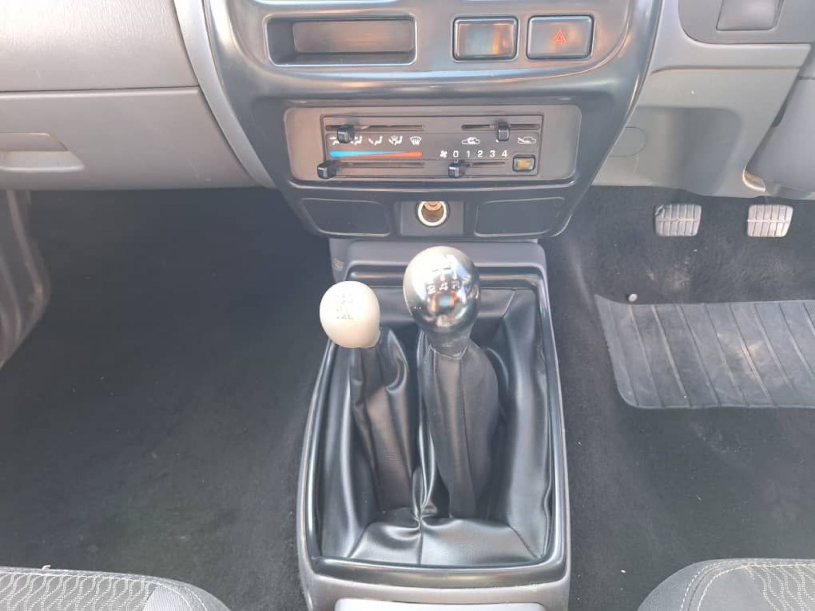 2018 Nissan NP300 photo 16