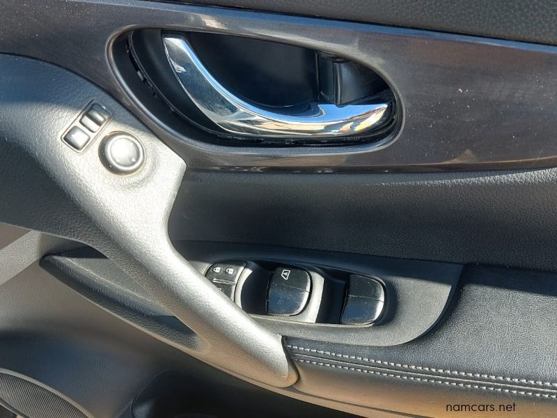 2019 Nissan X-trail photo 12