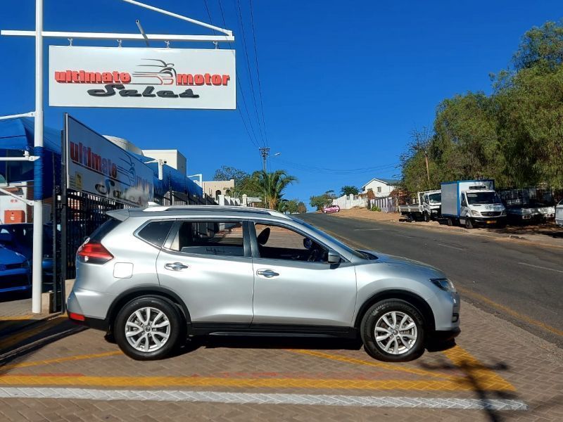 2019 Nissan X-trail photo 2