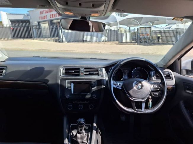 2017 Volkswagen Jetta photo 14