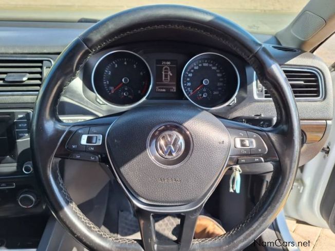 2017 Volkswagen Jetta photo 15