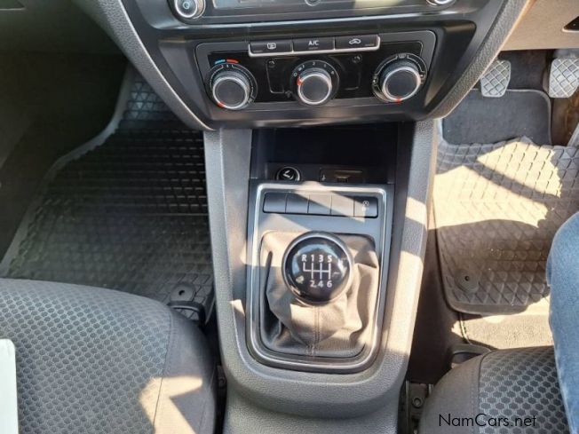 2017 Volkswagen Jetta photo 18