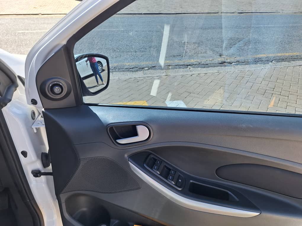 2019 Ford Figo photo 8