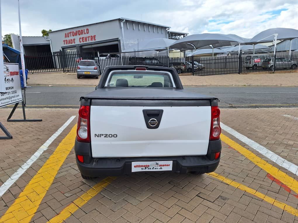 2022 Nissan NP200 photo 6