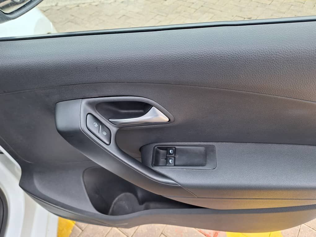 2018 Volkswagen Polo Vivo photo 13