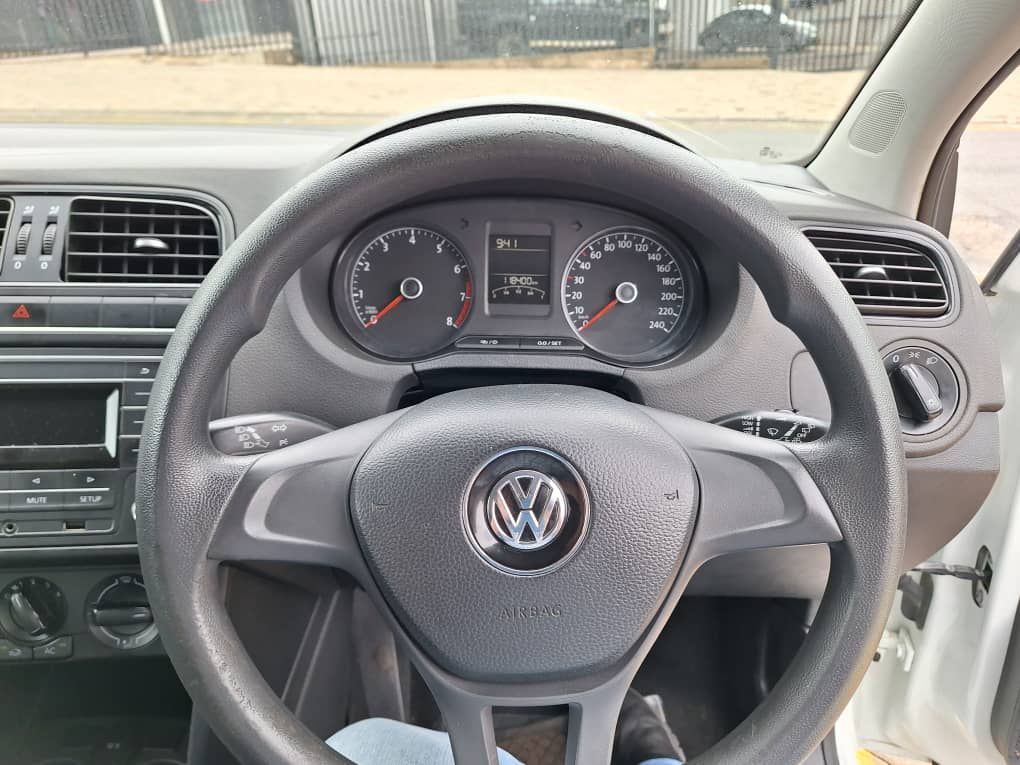 2018 Volkswagen Polo Vivo photo 15