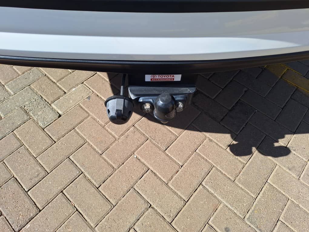 2016 Toyota Fortuner photo 9