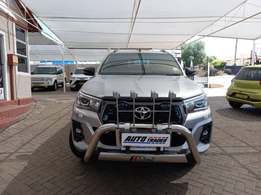 2018 Toyota Hilux photo 2