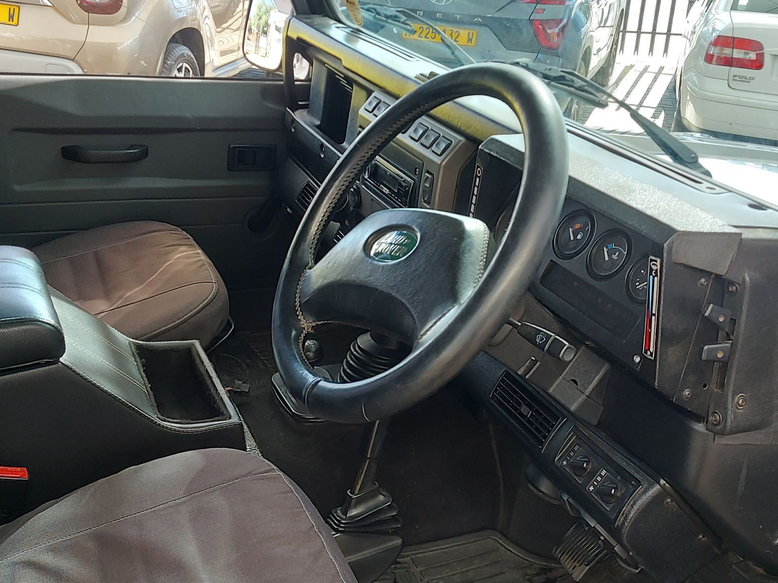 2003 Land Rover 110 photo 11