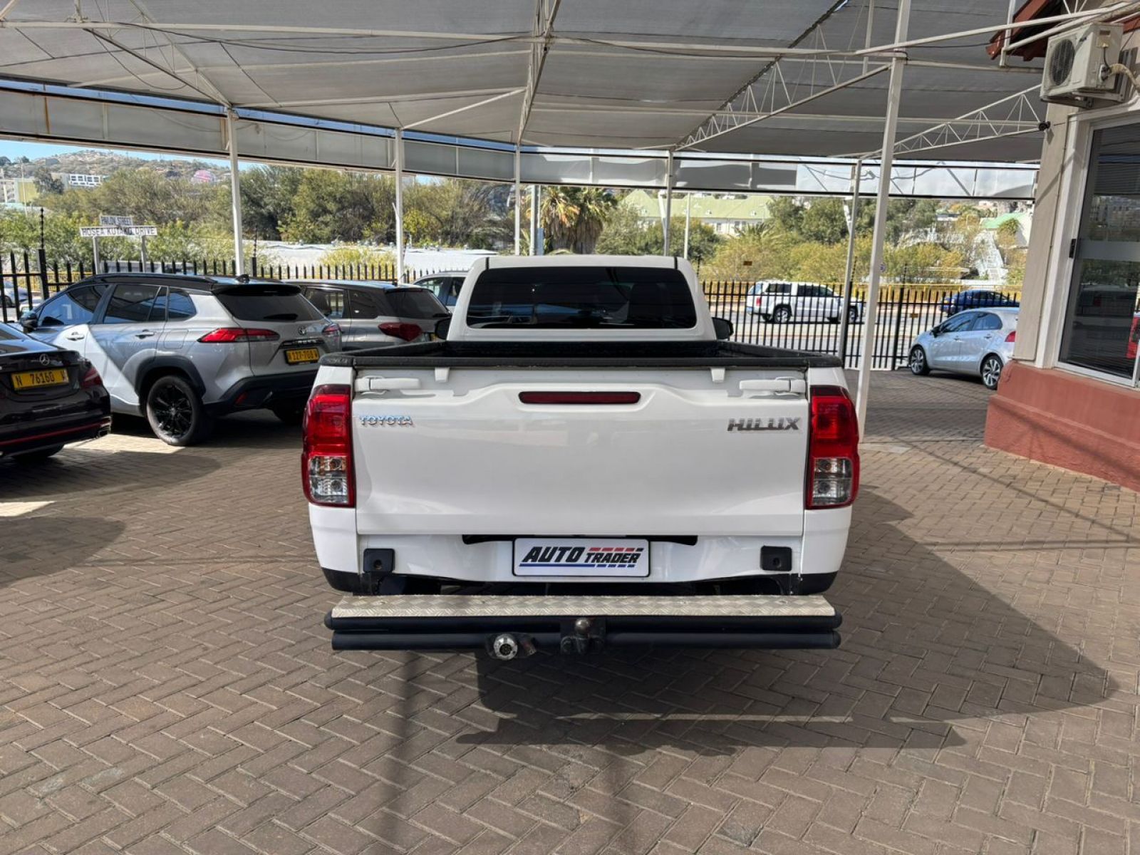 2019 Toyota Hilux photo 6