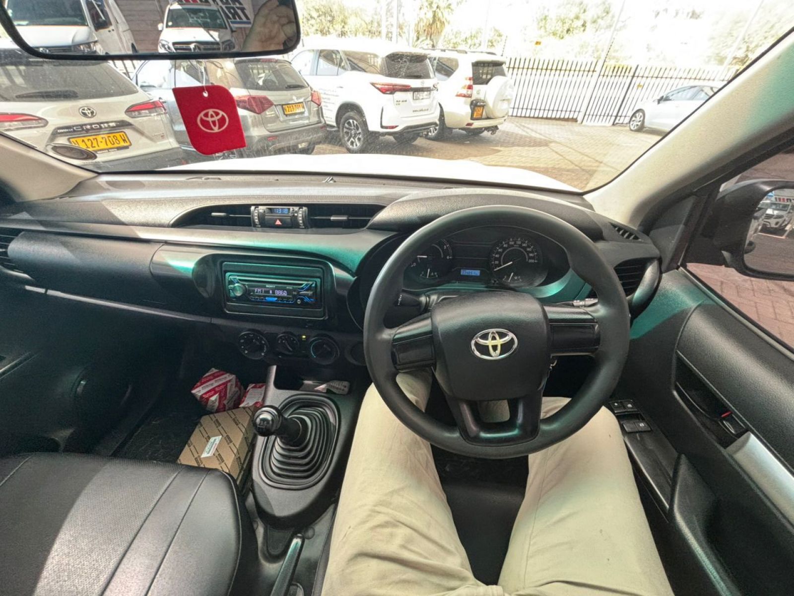 2019 Toyota Hilux photo 9