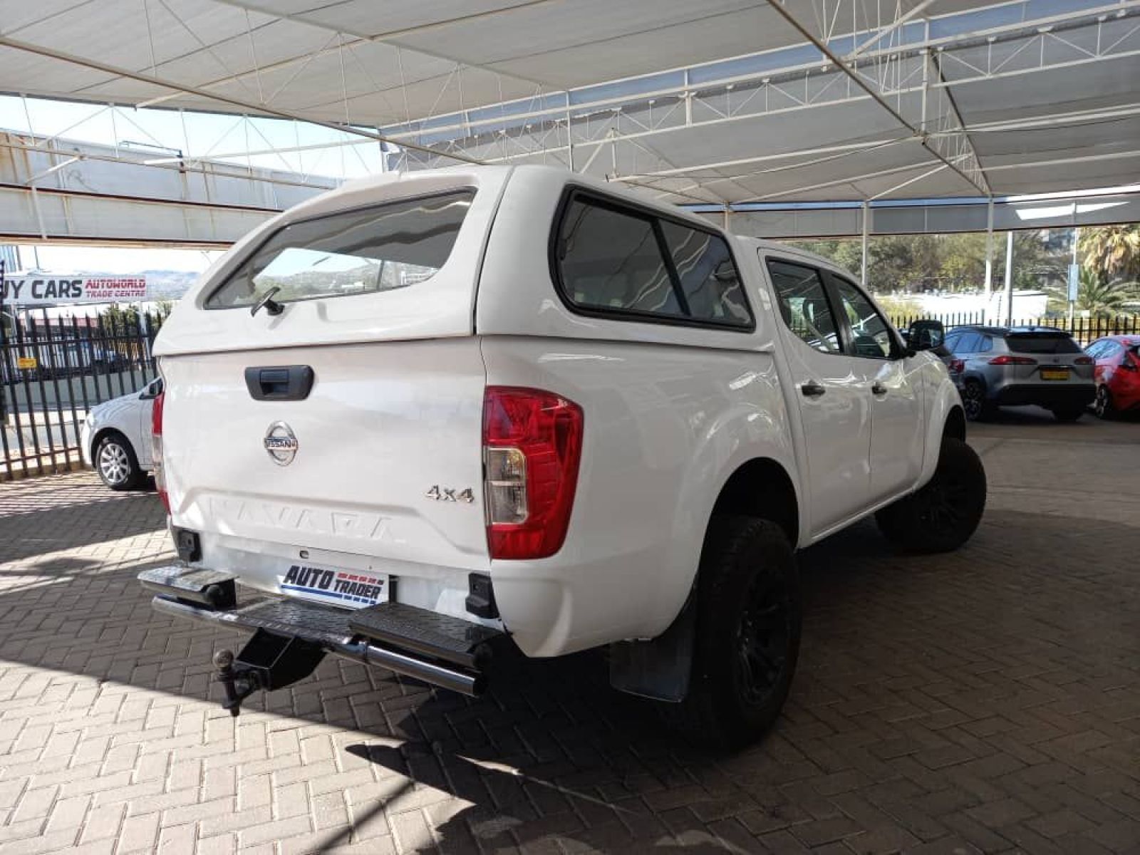 2022 Nissan Navara photo 7