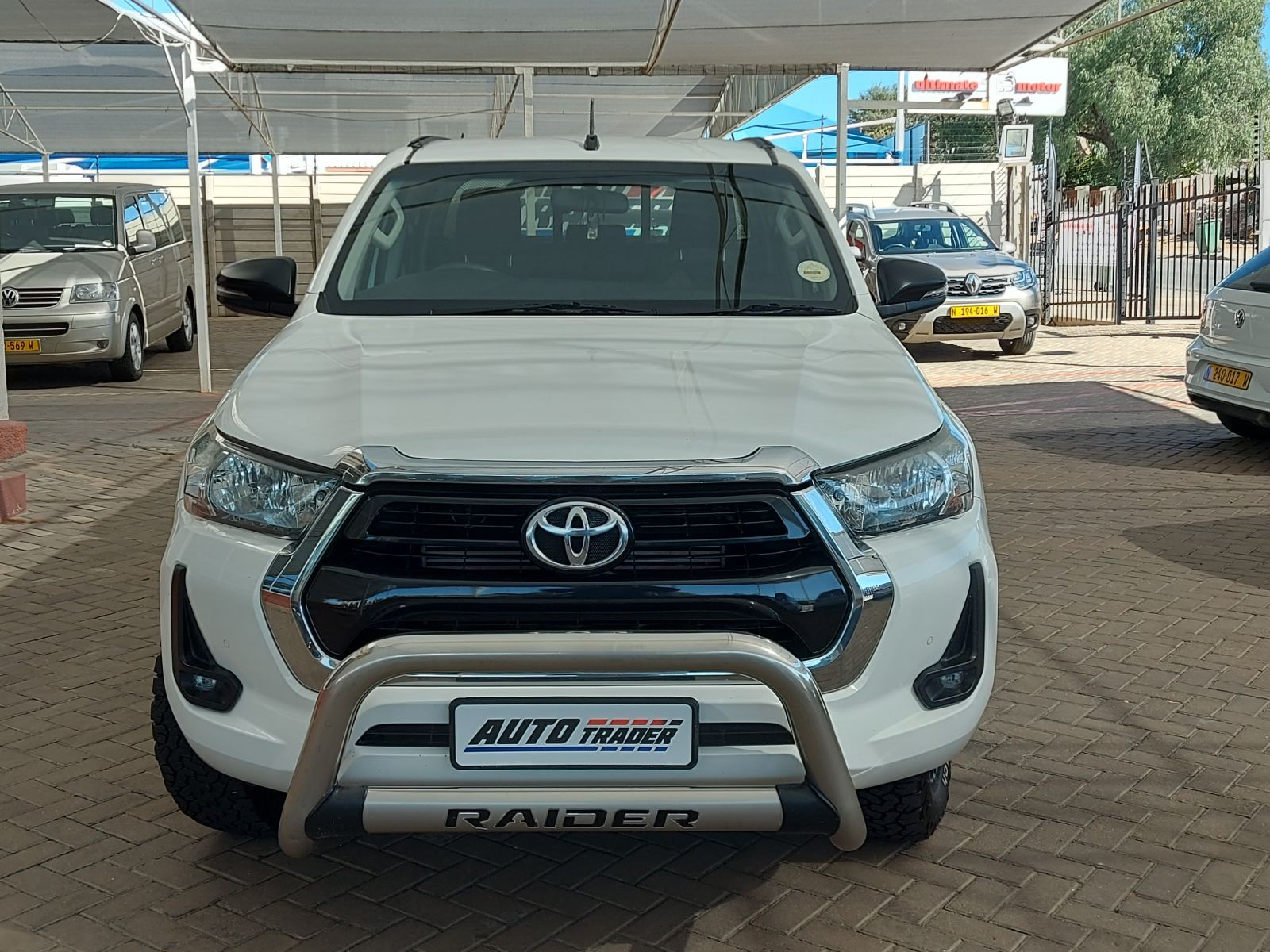 2021 Toyota Hilux photo 2