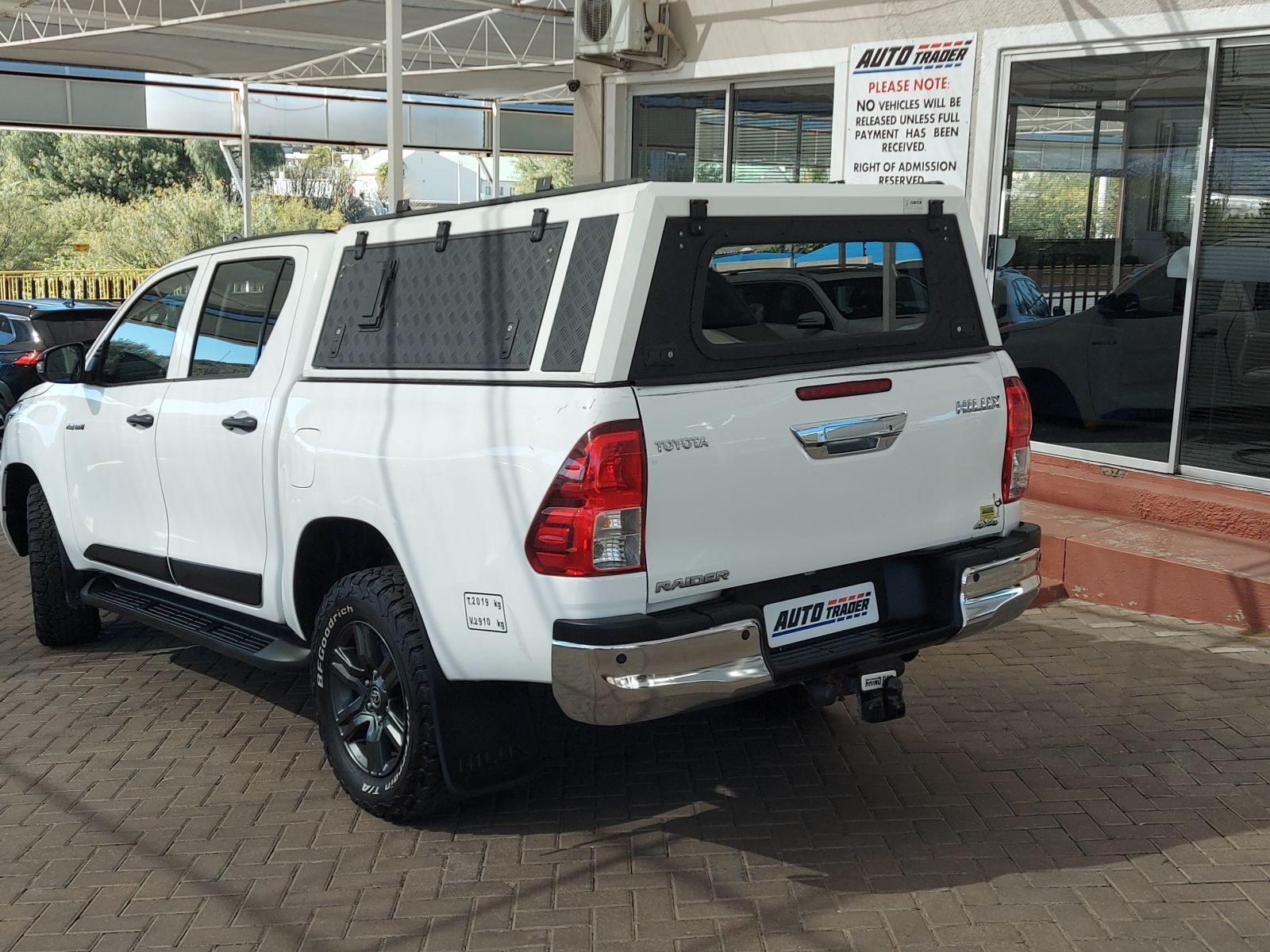 2021 Toyota Hilux photo 5